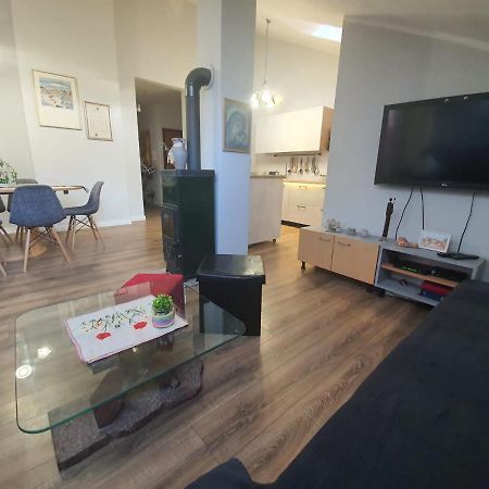 Apartment D Free Parking & Wifi, Walking Distance To Centrum Задар Экстерьер фото
