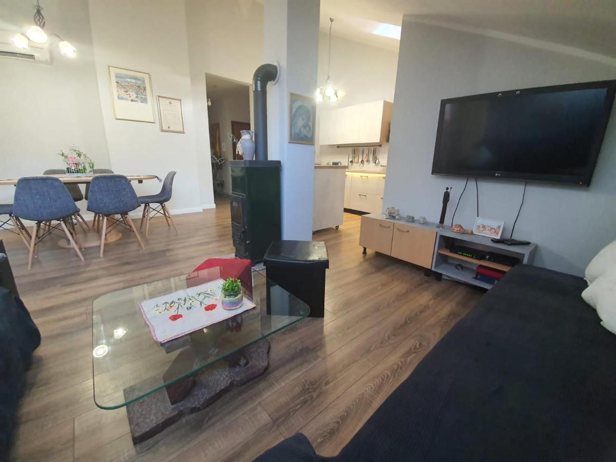Apartment D Free Parking & Wifi, Walking Distance To Centrum Задар Экстерьер фото
