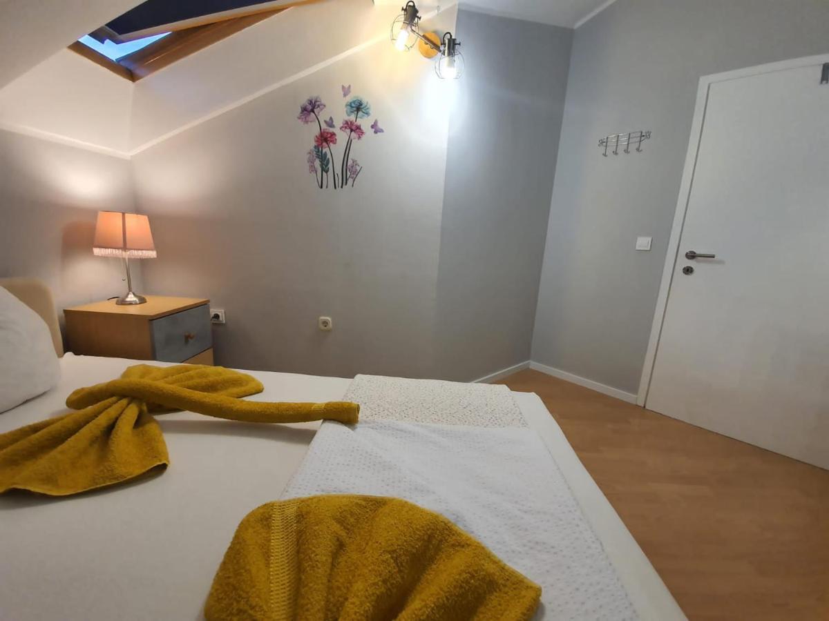 Apartment D Free Parking & Wifi, Walking Distance To Centrum Задар Экстерьер фото