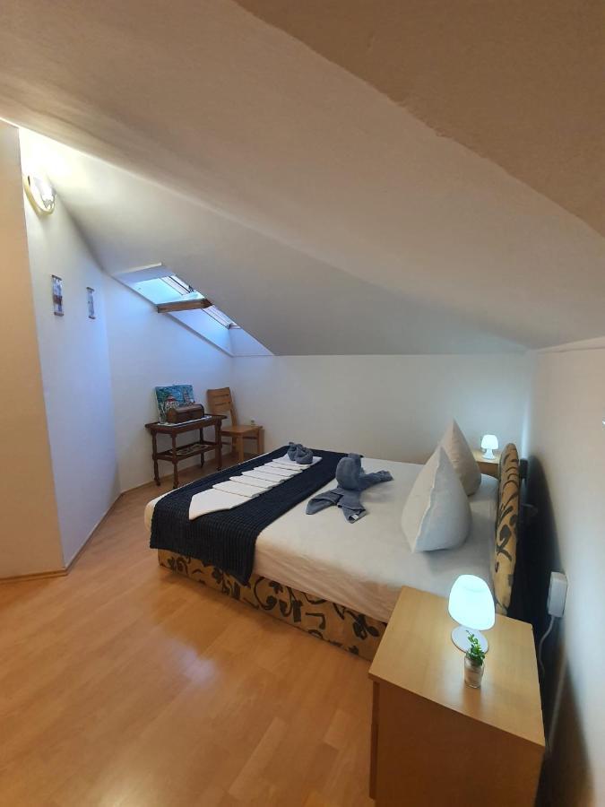 Apartment D Free Parking & Wifi, Walking Distance To Centrum Задар Экстерьер фото