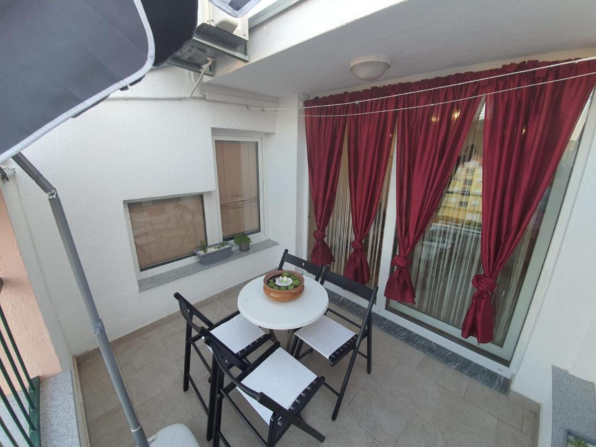 Apartment D Free Parking & Wifi, Walking Distance To Centrum Задар Экстерьер фото